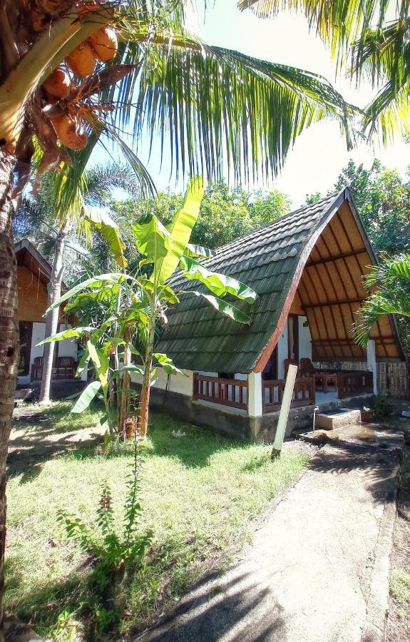 Follow The Rabbit Bungalow Gili Islands Exterior photo
