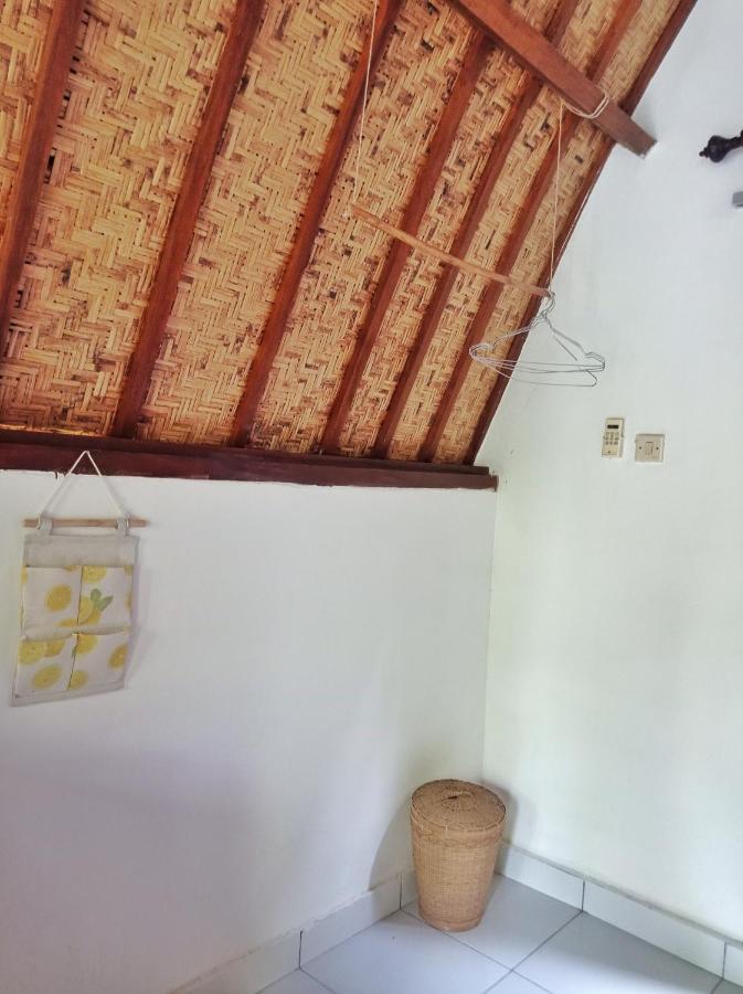 Follow The Rabbit Bungalow Gili Islands Exterior photo