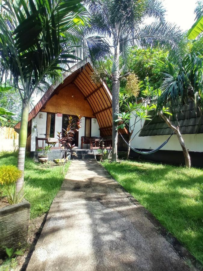 Follow The Rabbit Bungalow Gili Islands Exterior photo